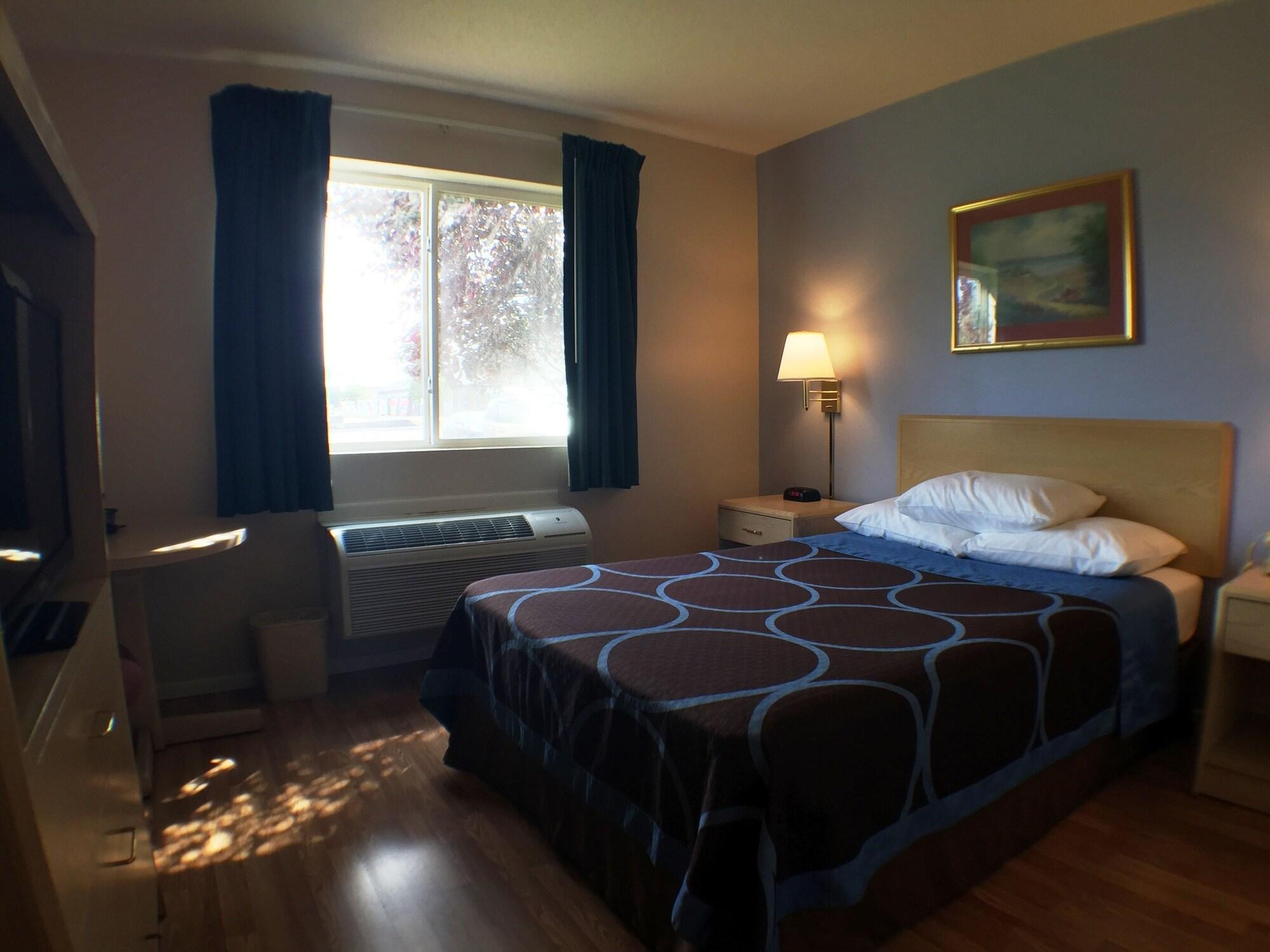 Super 8 By Wyndham 2*